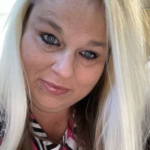 Meet your Posher, Carol